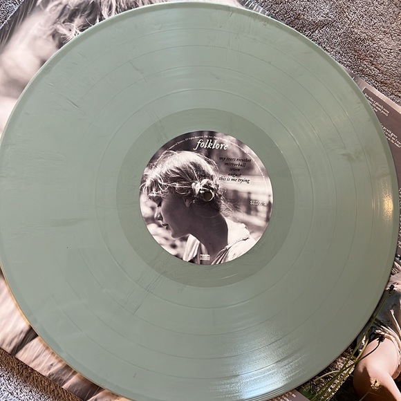 Stolen Lullabies Folklore Vinyl Variant Taylor Swift Marbling Like New Swiftie - Picture 4 of 9